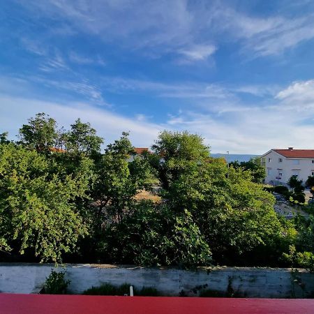 Apartman Mataija Apartment โนวีวีโนดอลสกี ภายนอก รูปภาพ