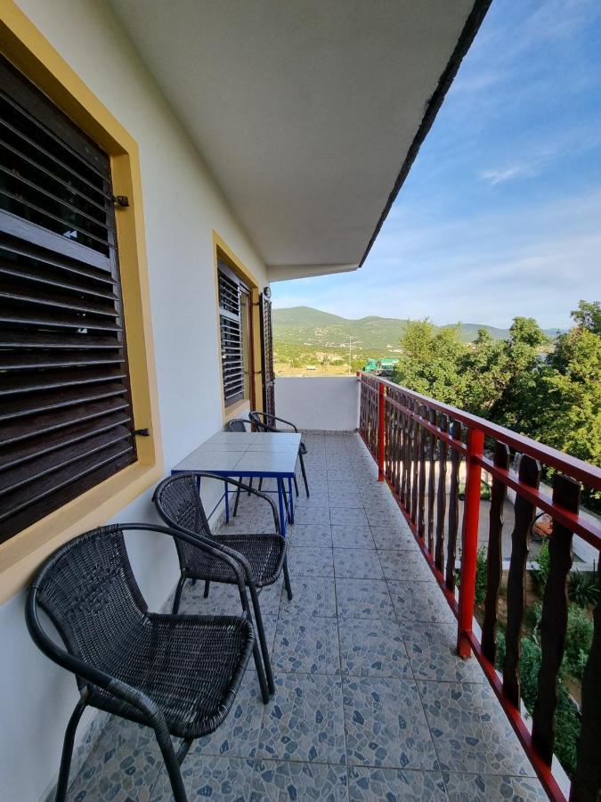 Apartman Mataija Apartment โนวีวีโนดอลสกี ภายนอก รูปภาพ