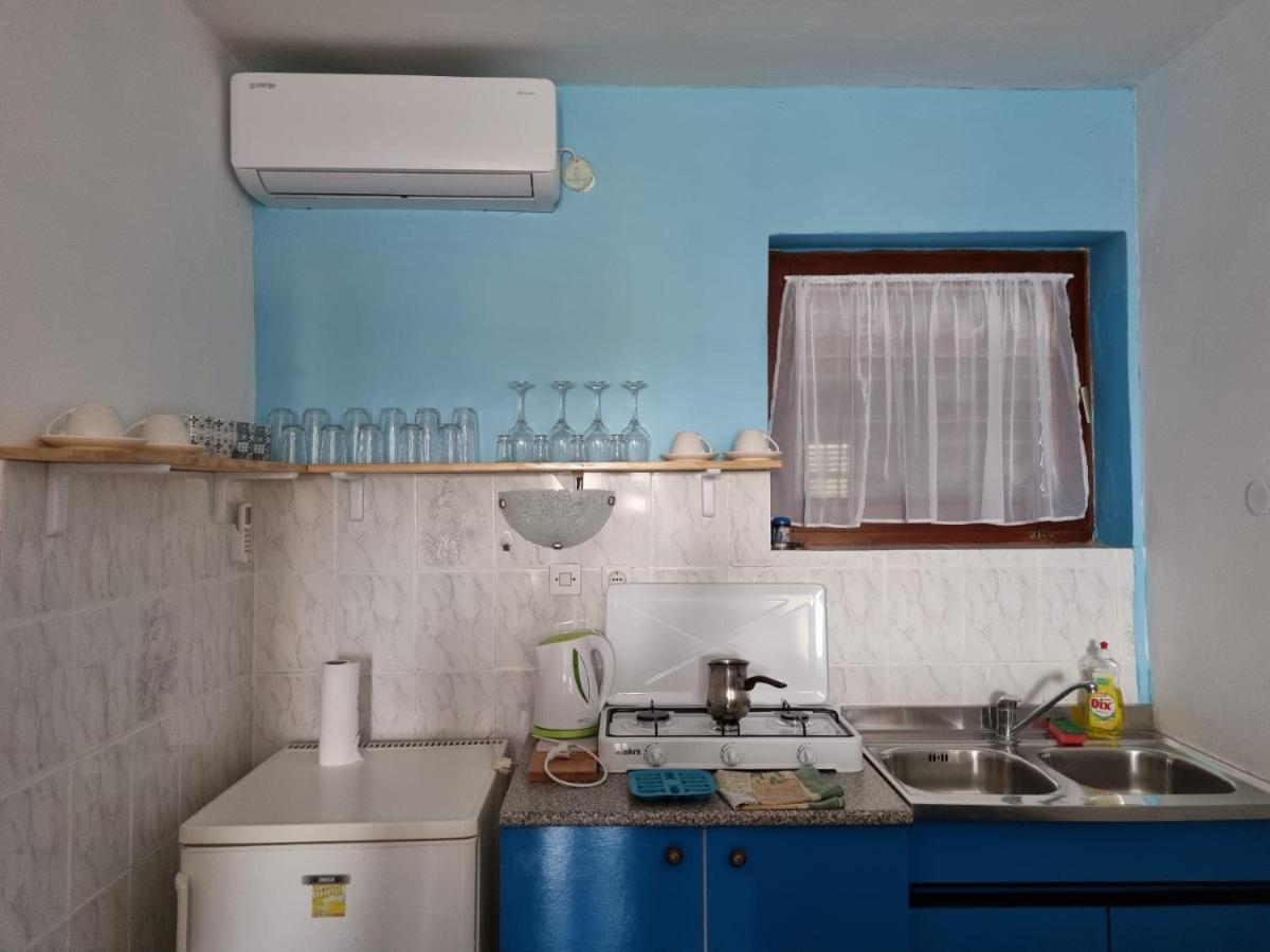 Apartman Mataija Apartment โนวีวีโนดอลสกี ภายนอก รูปภาพ